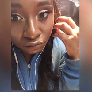 Meet your Posher, Jenni